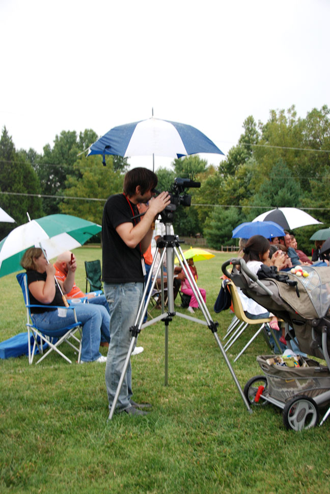 camera man outside 2